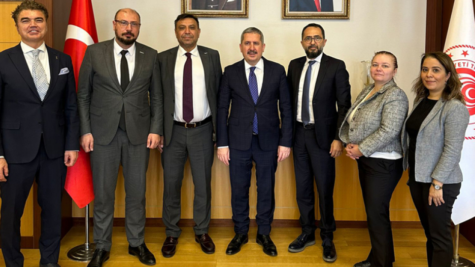 Ticaret Bakanlığı Bakan Yardımcı  Sn. Mahmut Gürcan'ı Makamında Ziyaret Ettik